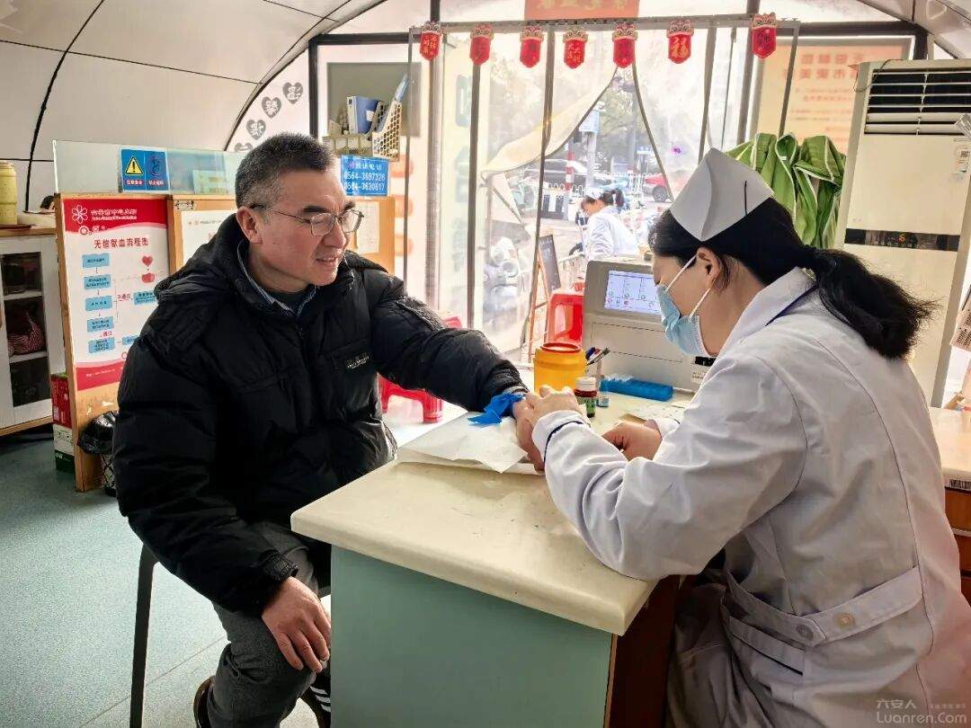 �c(di��n)ٝ���������·С�W(xu��)�@λ�ώ�24��I(xi��n)Ѫ160�Σ�